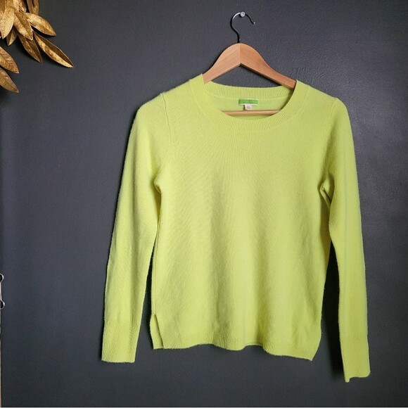J. CREW Cashmere Crewneck Neon Lime Green Long Sleeve Sweater Sz XS - Picture 1 of 16